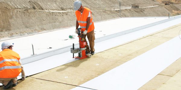 Instaladores de cubiertas Deck y cubiertas invertidas