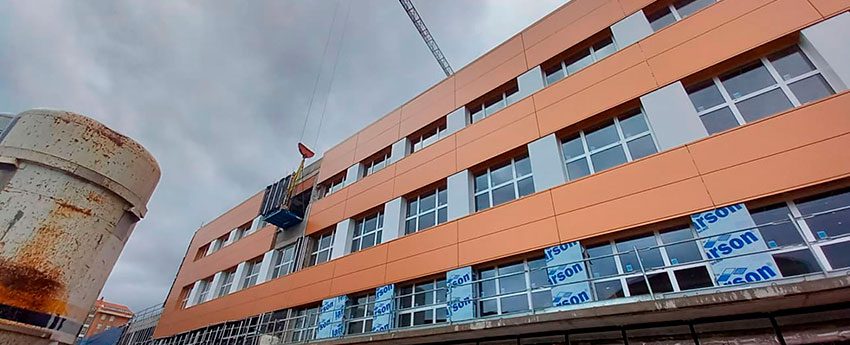 Instaladores de fachadas ventiladas de panel composite de aluminio ALUCOIL en Soria