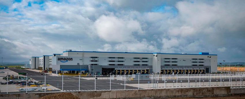 Nave logística de Amazon en Badajoz
