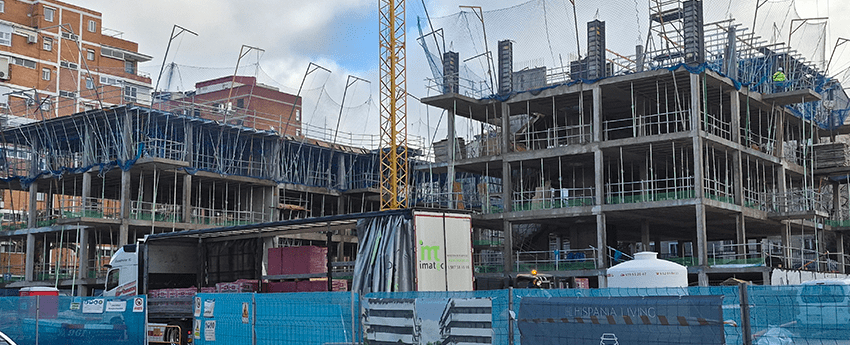 43 viviendas en Madrid, Aluche, c/ Camarena