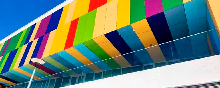 Instaladores de fachadas ventiladas fenólicas Trespa